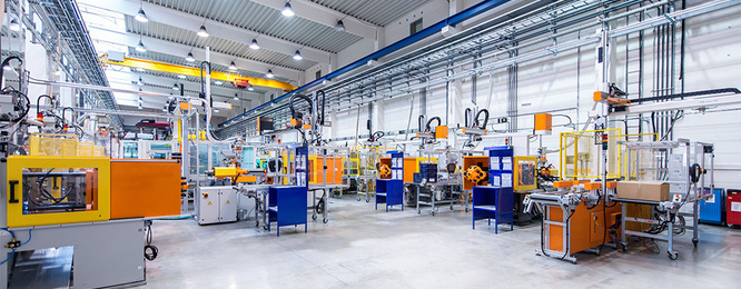 Industrie­beleuchtung bei Sondermann Elektrotechnik GmbH in Erfurt